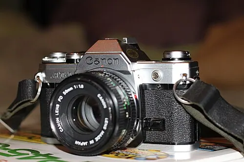 Canon AT-1 camera