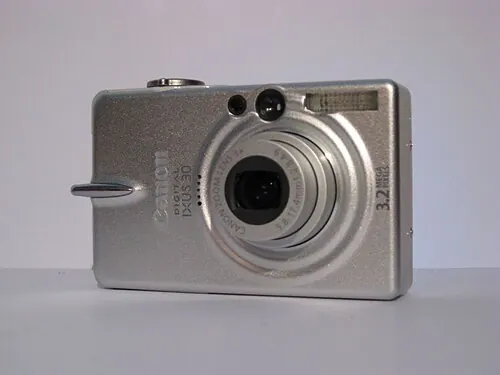 Canon Digital IXUS 30 camera