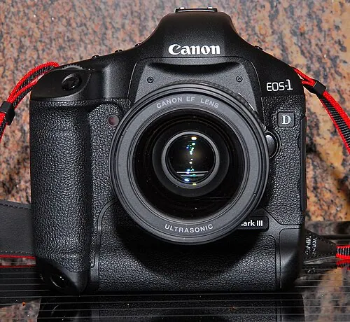 Canon EOS-1D Mark III camera