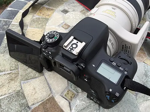 Canon EOS 760D camera