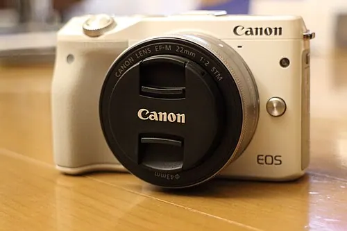 Canon EOS M3 camera