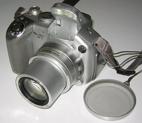 Canon PowerShot S2 IS camera