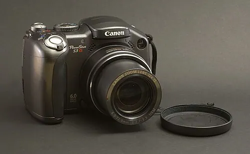 Canon PowerShot S3 IS camera