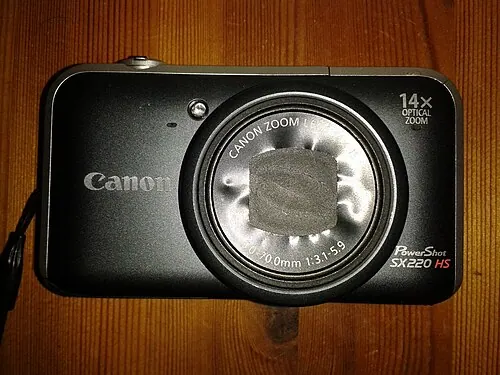 Canon PowerShot SX220 HS camera