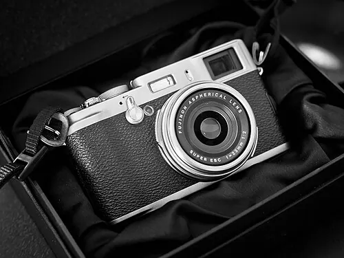 Fujifilm FinePix X100 camera