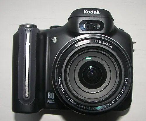 Kodak EasyShare P880 camera