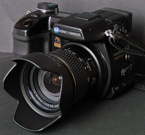 Konica Minolta Dimage A2 camera
