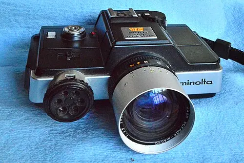 Minolta 110 Zoom SLR camera