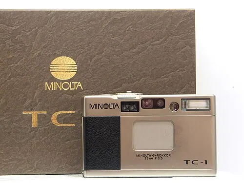 Minolta TC-1 camera