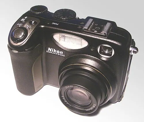 Nikon Coolpix 5400 camera