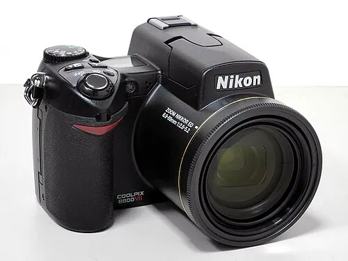 Nikon Coolpix 8800 camera
