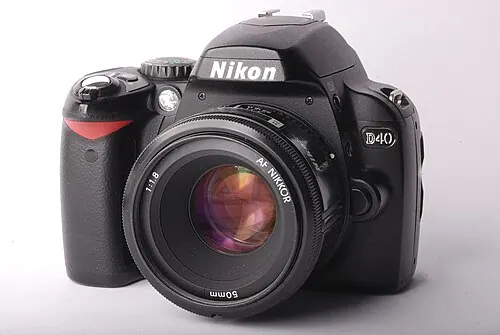 Nikon D40 camera