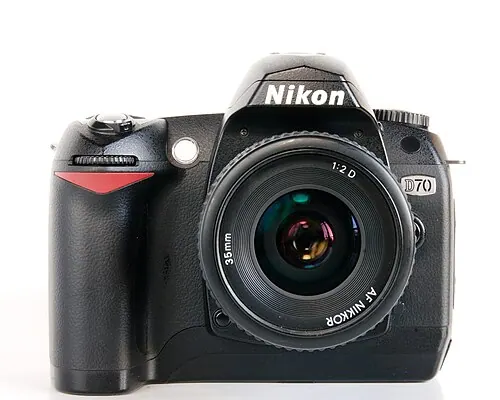 Nikon D70s camera
