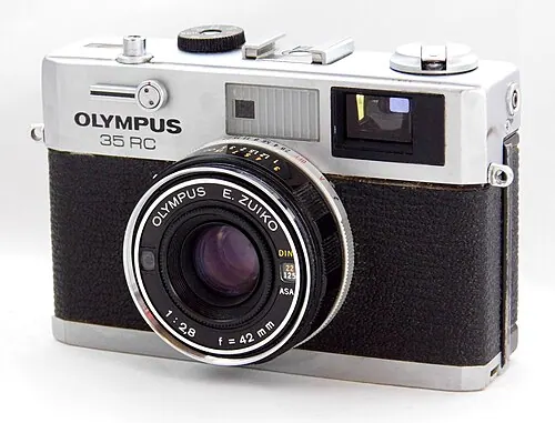 Olympus 35RC camera