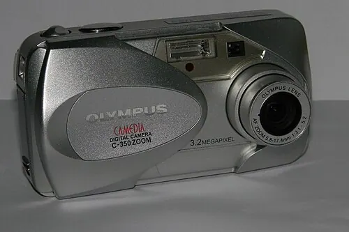 Olympus C-350 Zoom camera