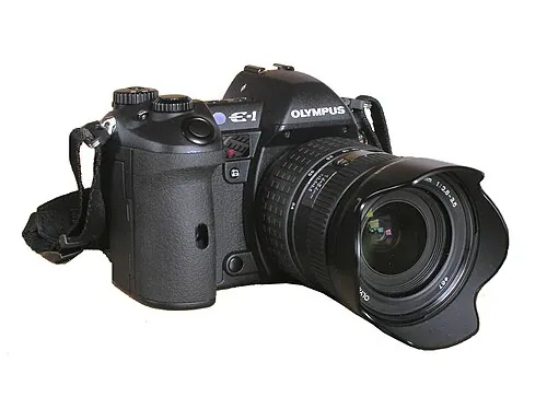 Olympus E-1 camera