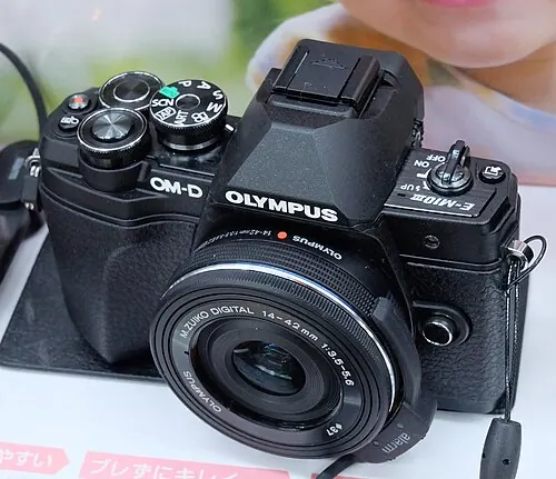 Olympus OM-D E-M10 Mark III camera