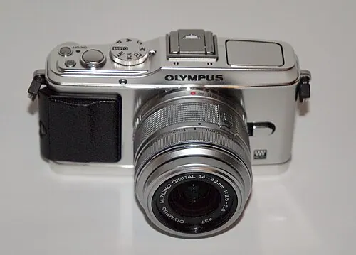 Olympus PEN E-P3 camera
