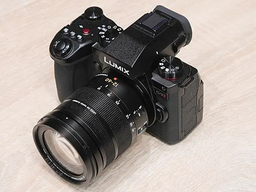 Panasonic Lumix DC-G9M2 camera