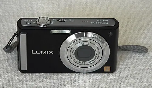 Panasonic Lumix DMC-FS3 camera