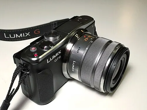 Panasonic Lumix DMC-GF6 camera