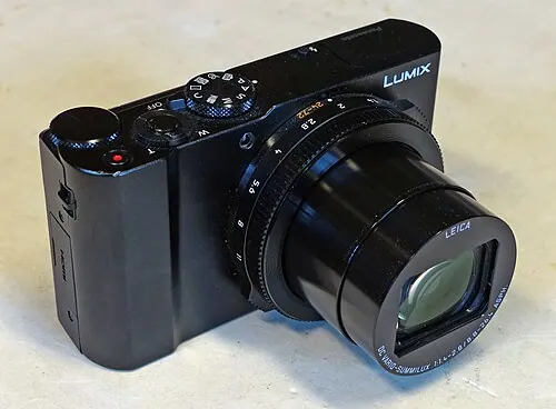 Panasonic Lumix DMC-LX10 camera