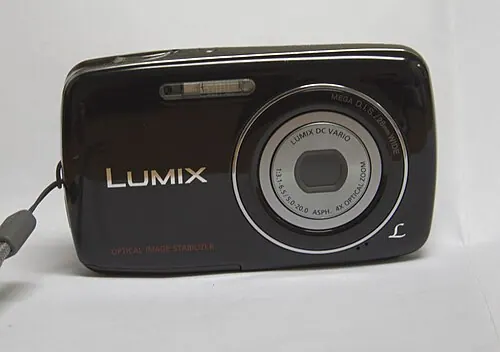 Panasonic Lumix DMC-S3 camera