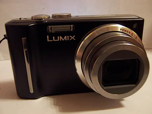 Panasonic Lumix DMC-TZ8 camera
