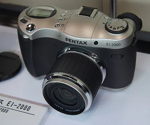 Pentax EI-2000 camera