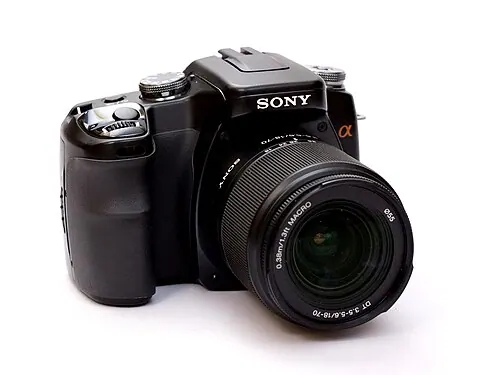 Sony Alpha 100 camera