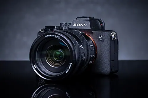 Sony α7 IV camera
