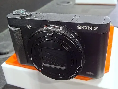 Sony Cyber-shot DSC-HX99 camera