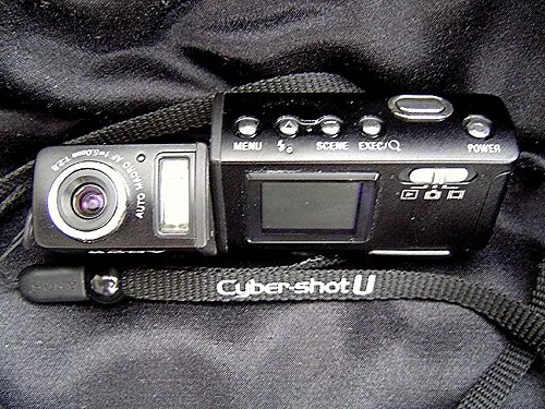 Sony Cyber-shot DSC-U50 camera